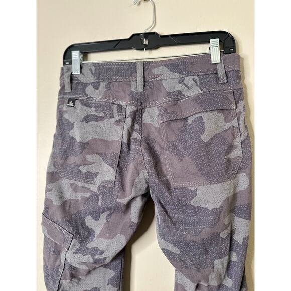 Prana Men's Gray Camouflage Cargo Pants - Picture 4 of 9